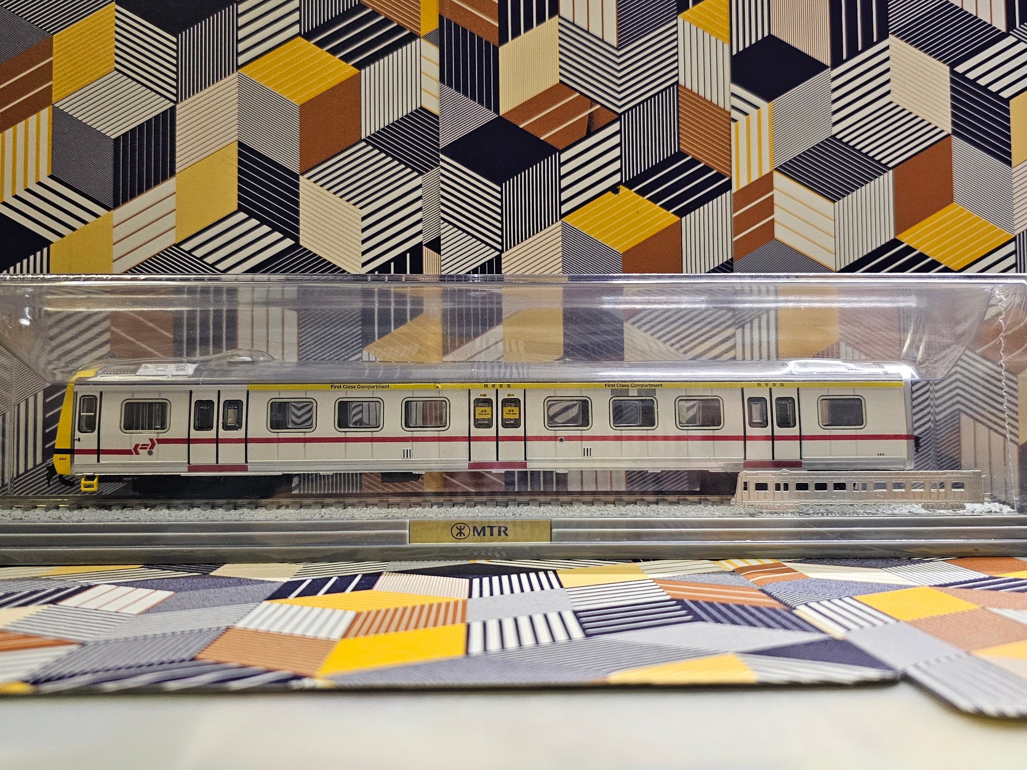 1/87 East Rail Line Passenger Train-First Class(1989-1999) K C R C