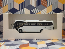 Load image into Gallery viewer, 63932 Isuzu LV434R single-deck coach with Jit Luen JL-010 bodywork~White
