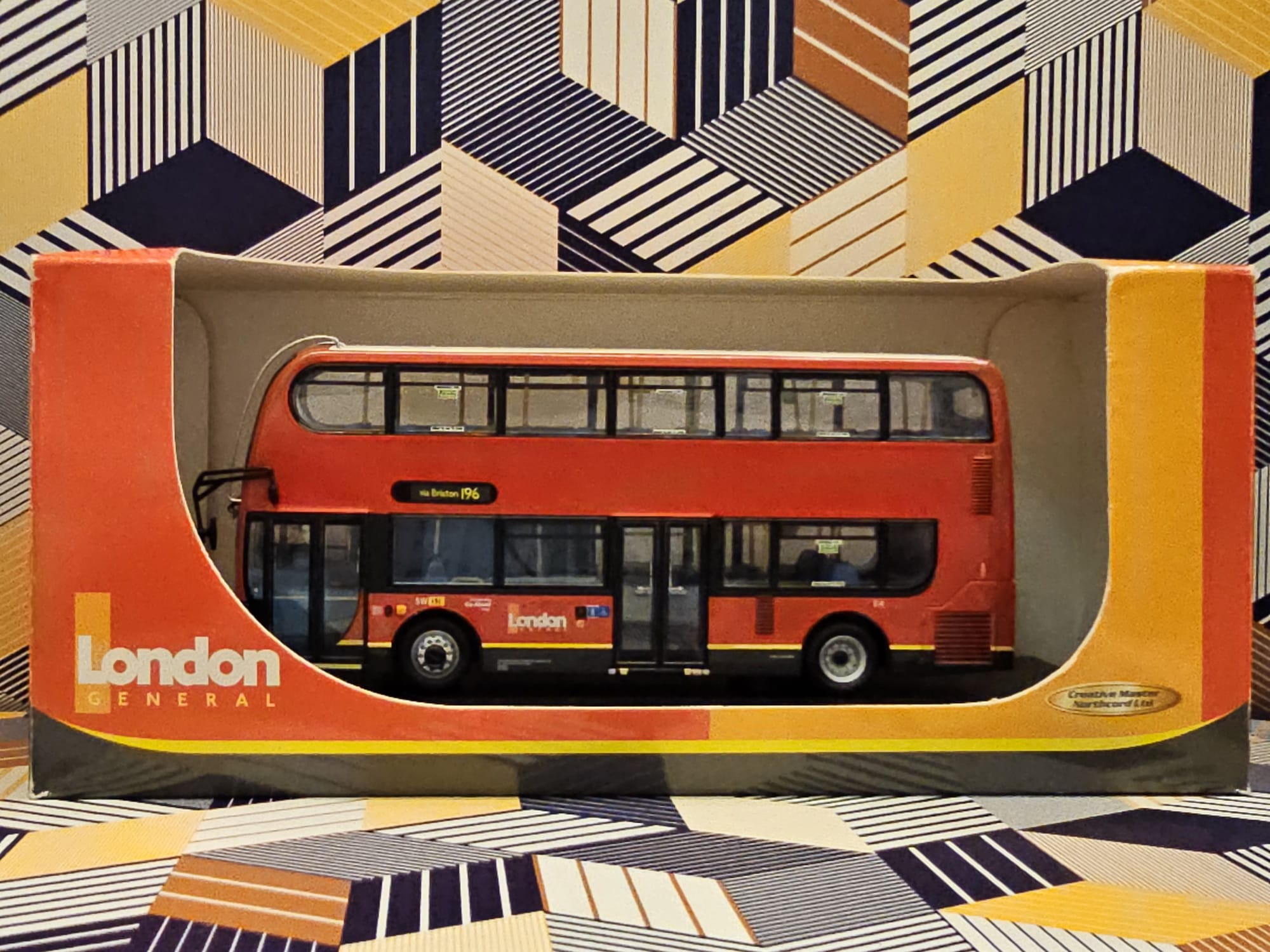 UK Bus~CMNL UK6003 Dennis Enviro 400-London General Route:196