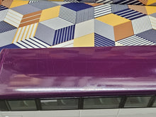 Load image into Gallery viewer, Discovery Bay Volvo B9TL 12m DBAY208 Route: DB01R
