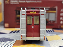 Load image into Gallery viewer, 1/76 Tiny Dennis Rescue Appliance (F437-Central)
