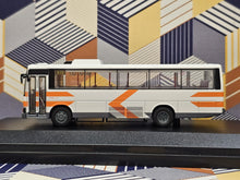 Load image into Gallery viewer, MTR Mitsubishi Fuso MK117J 9.2m 306 Route: 670

