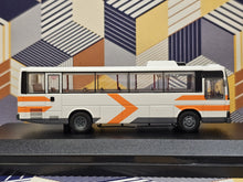 Load image into Gallery viewer, MTR Mitsubishi Fuso MK117J 9.2m 306 Route: 670
